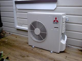 mitsubishi-electric-air-conditioner_19-112815